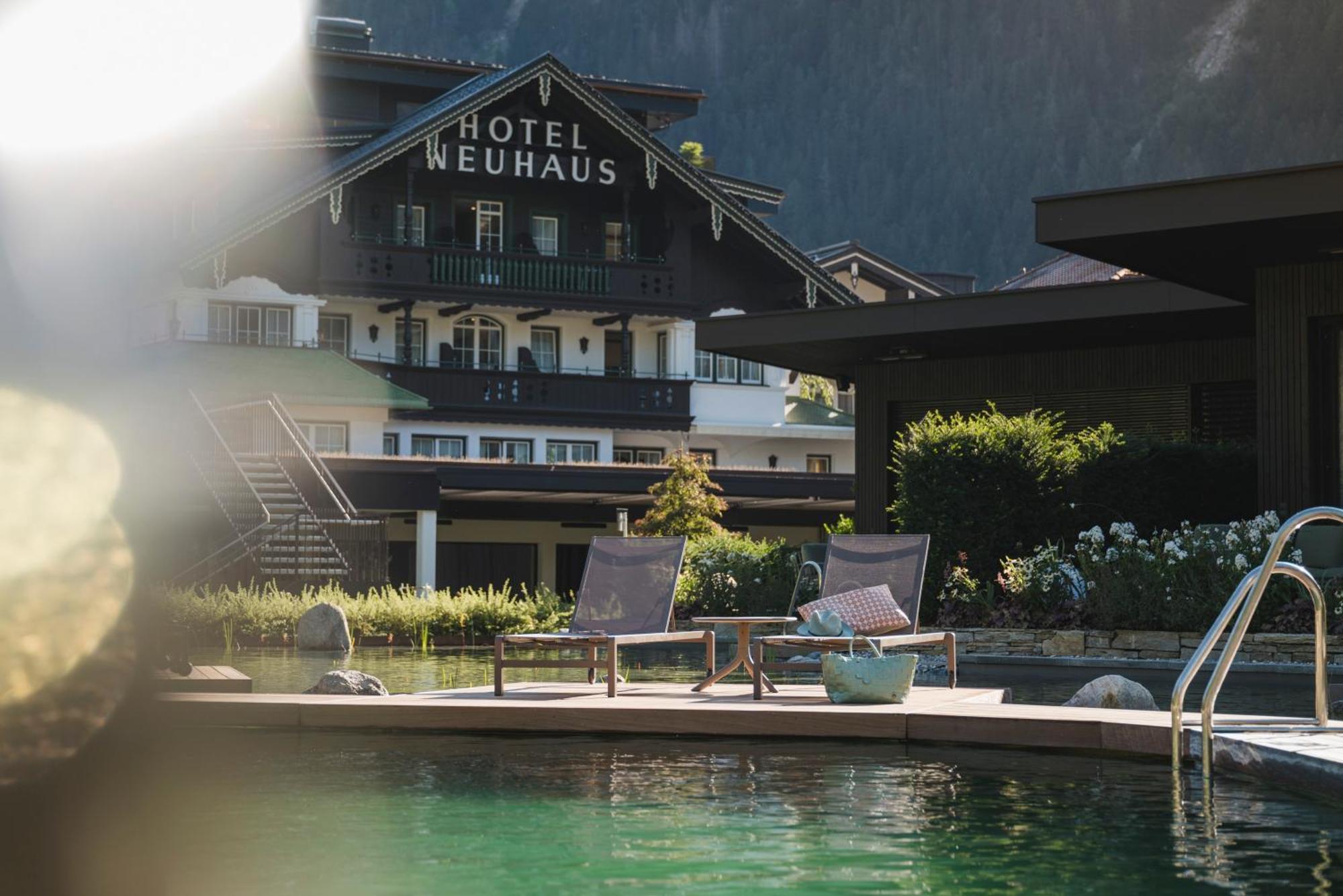 Neuhaus Zillertal Resort Mayrhofen Bagian luar foto